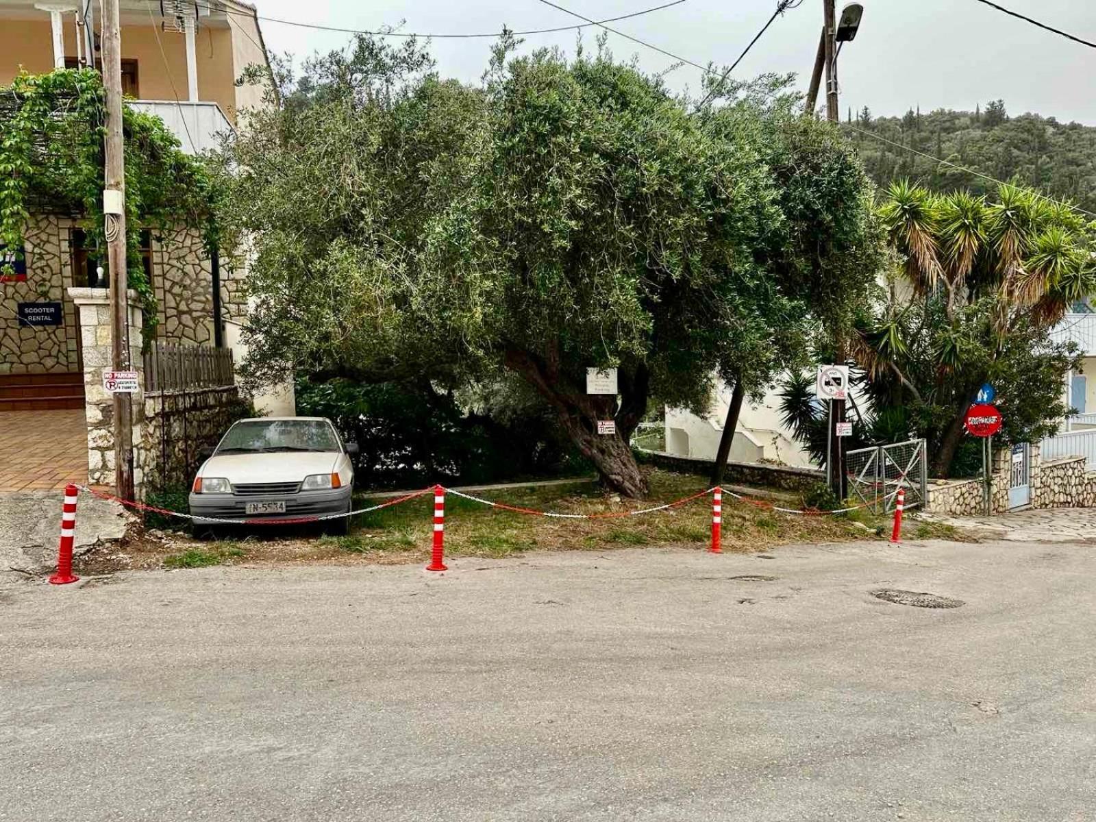 Afroditi Pansion Ayios Nikitas Bagian luar foto