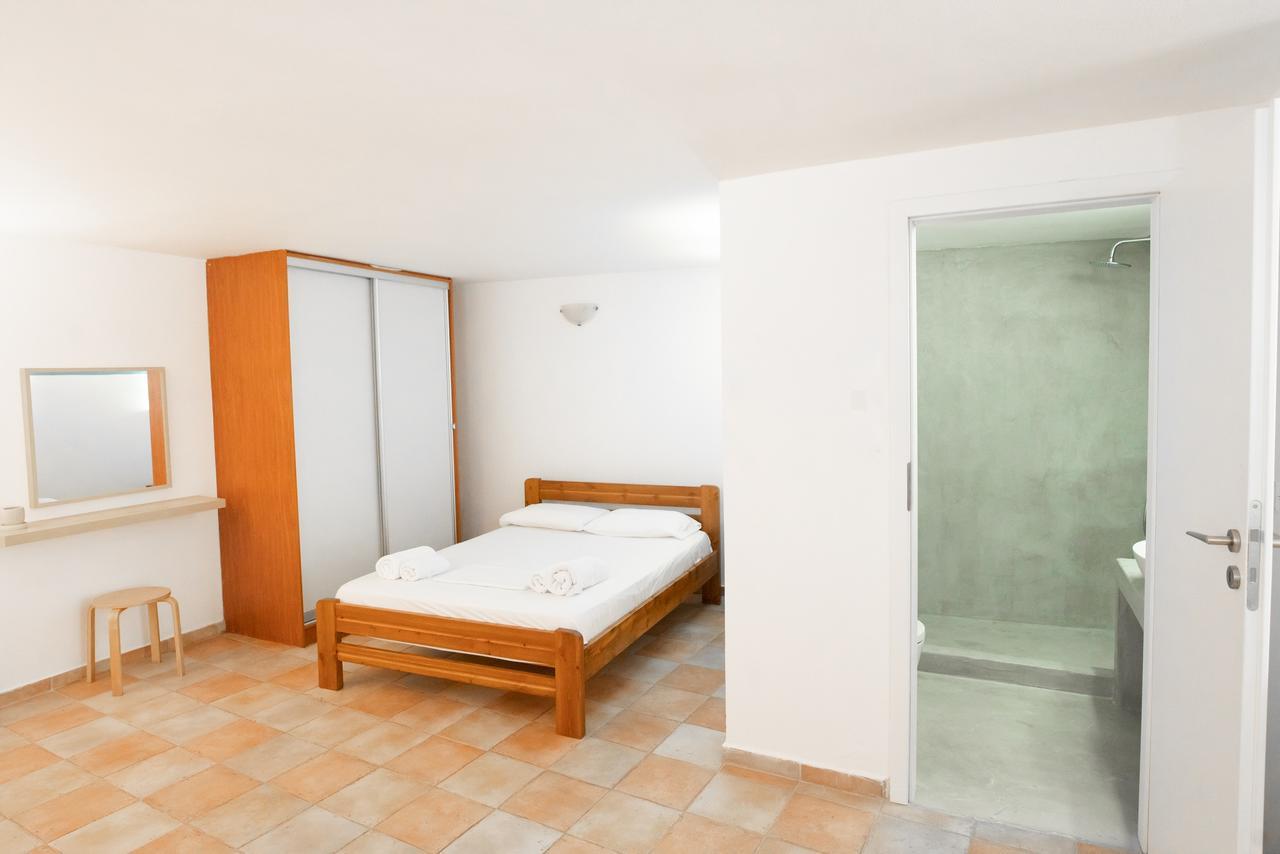Afroditi Pansion Ayios Nikitas Bagian luar foto